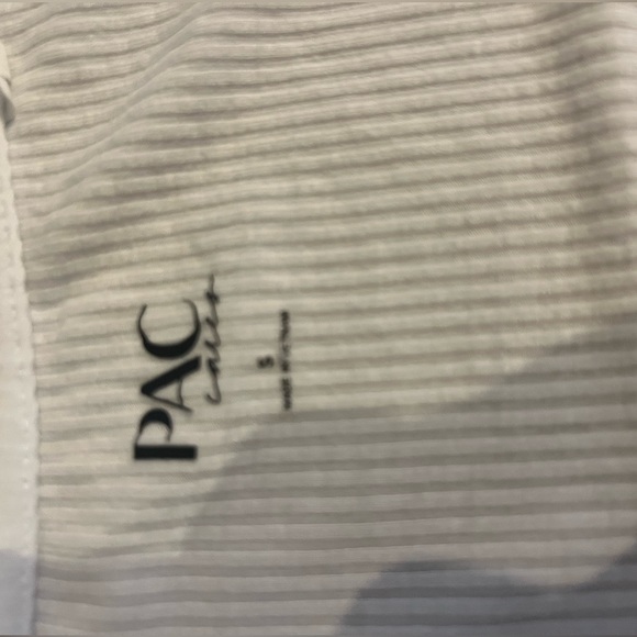 adorable white PacSun crop top. Low cut,can easily be dressed up or dressed down - Picture 3 of 3